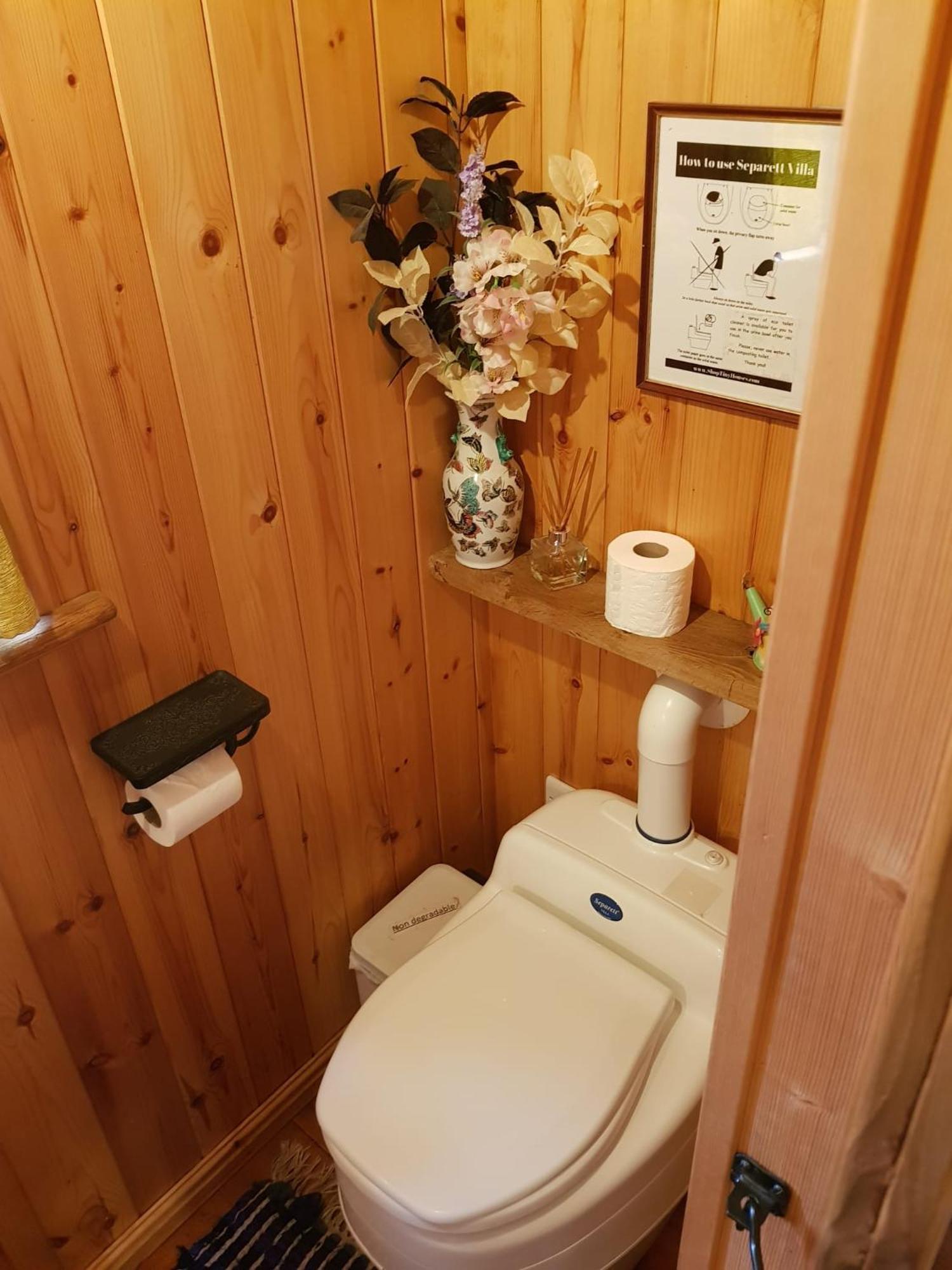 Eco Accommodation Cornflower 克雷文阿姆斯 外观 照片